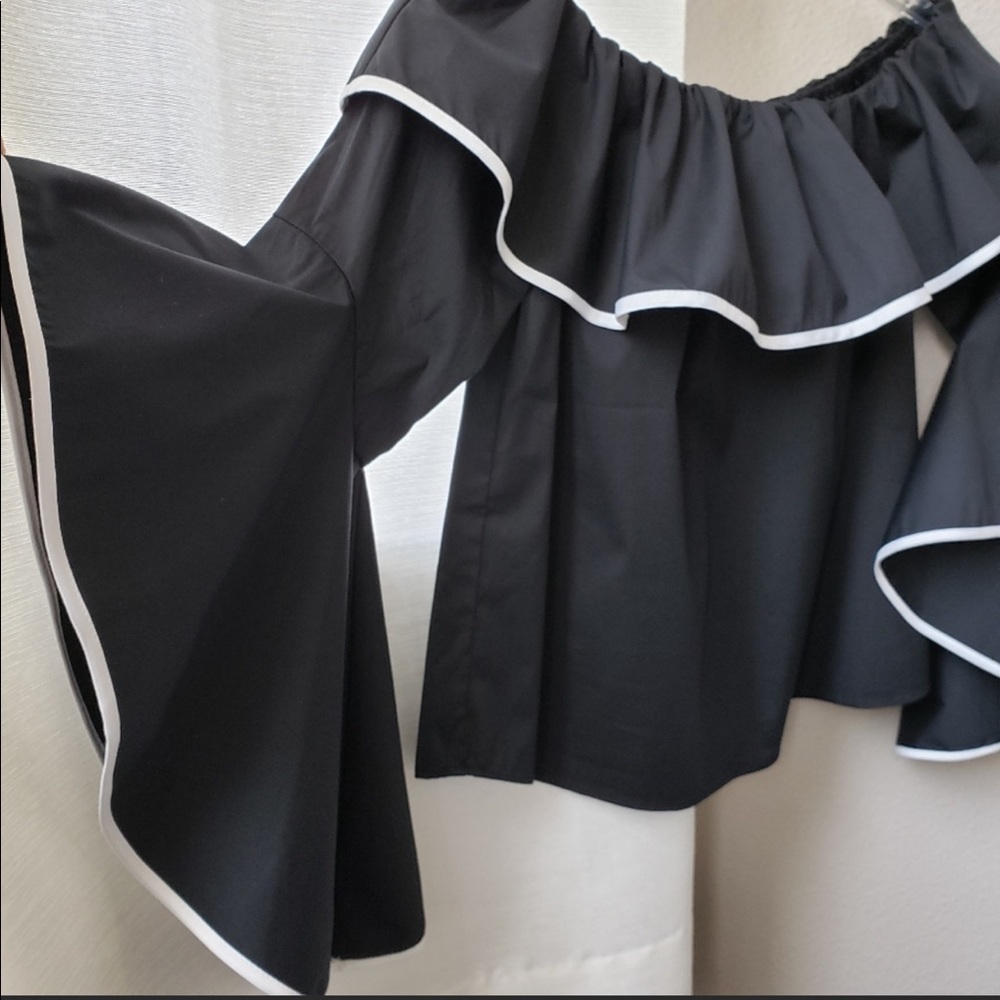 Zara off-the shoulder blouse - Picture 3 of 3